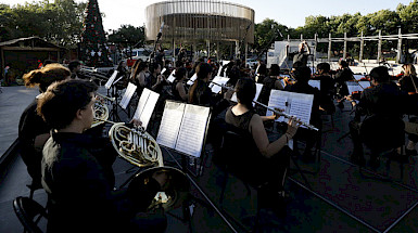 Orquesta Interfacultades UC, concierto en la Plaza de Colina.- Foto Dirección de Comunicaciones